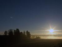 DieSonne 39  Sonnenaufgang am 30.12.2013 gegen 8:44 in einer frostigen Morgenlandschaft am H&auml;rtsfeldhof in Bopfingen.